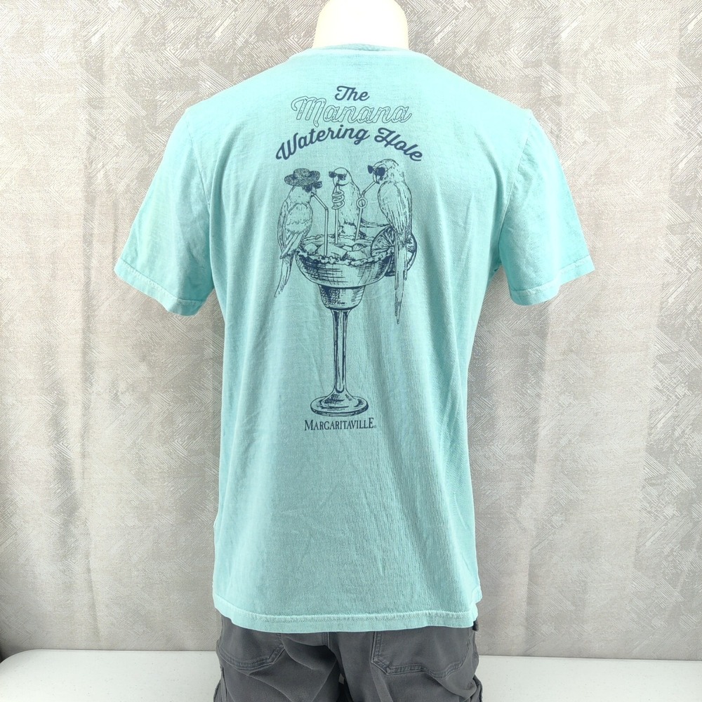 NWT Jimmy Buffett's Margaritaville Shirt Mens Medium Blue Watering Hole Parrots